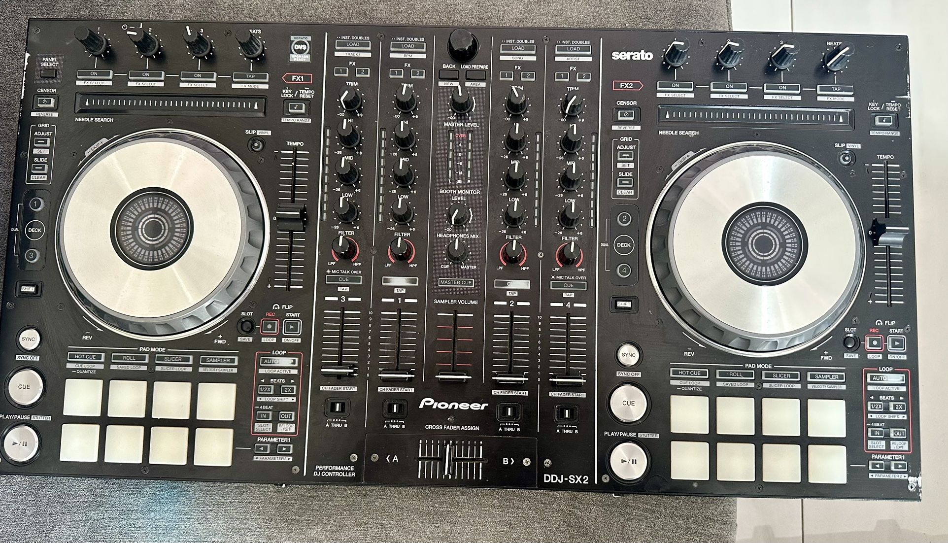 Pioneer DDJ-SX2 W/Flight Case