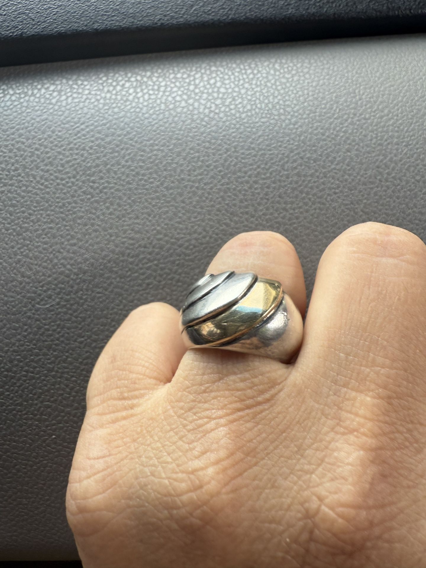 Precious Silver 925 and 14k Gold Ring - Sculpted