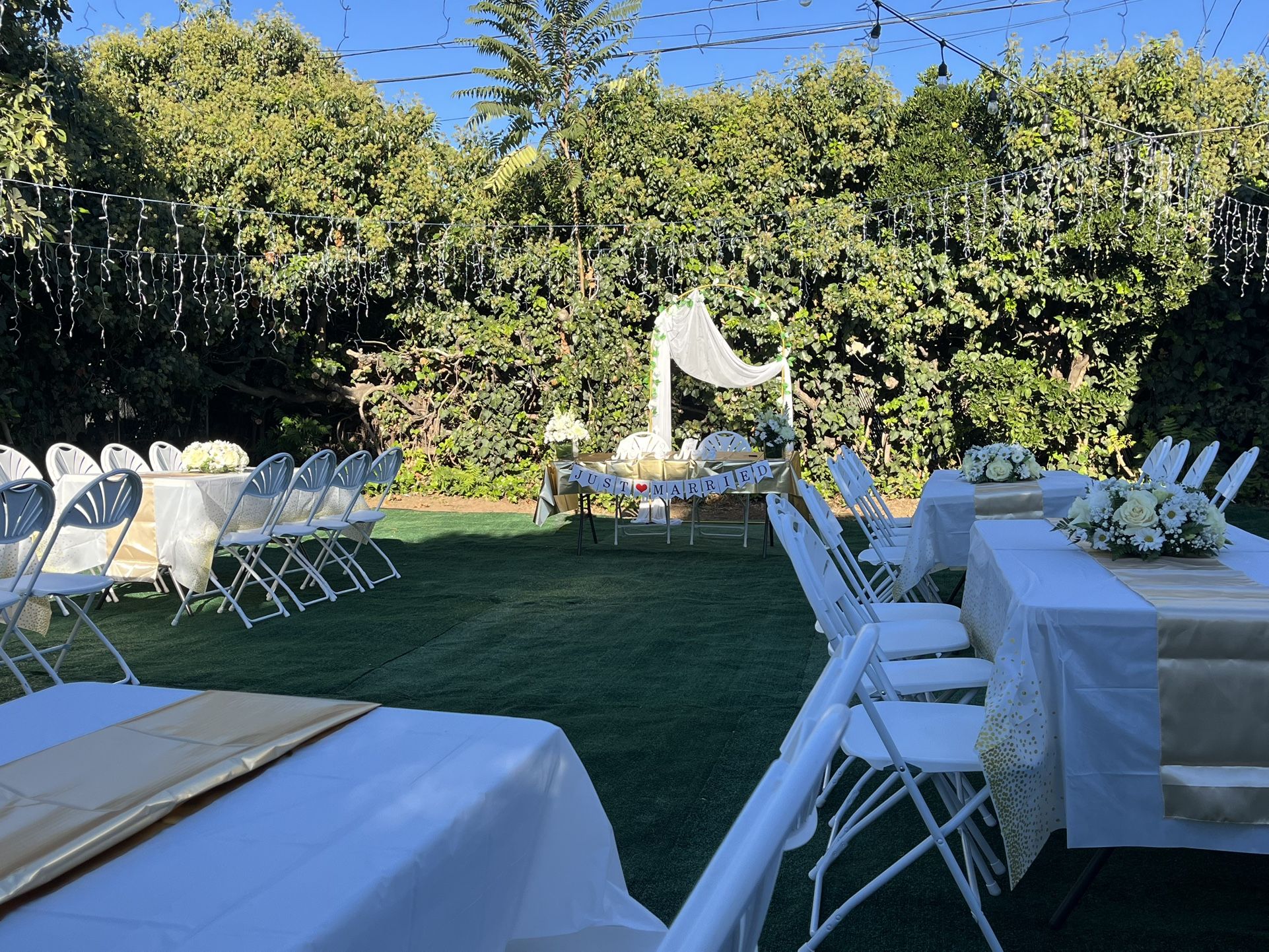 Party tables & Chairs 🎈🎈