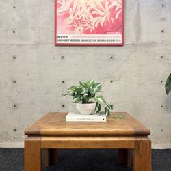 VINTAGE POMO OAK TABLE (DELIVERY AVAILABLE) 