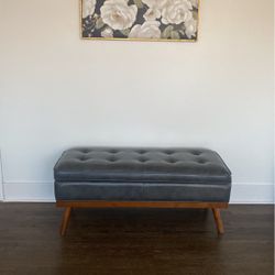 Gorgeous Gunmetal Grey Leather Storage Bench