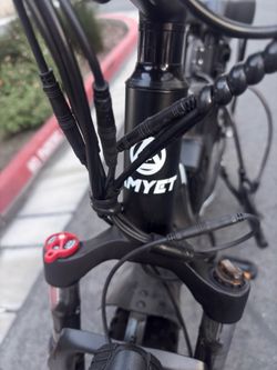 AMYET Electric Bike with Fat Tires & Rear Rack • Very Clean