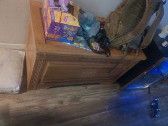 Chest table