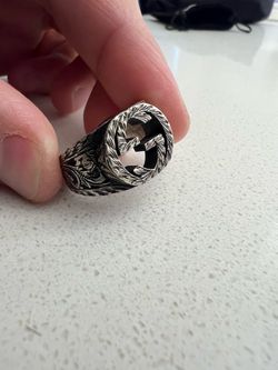 Gucci Sterling Silver Ring – Iconic GG Logo (Excellent Condition)