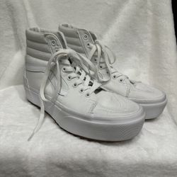 Women’s Vans High top- New!!!