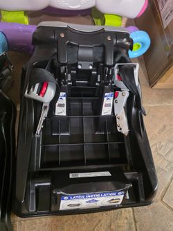 Car seat bases
