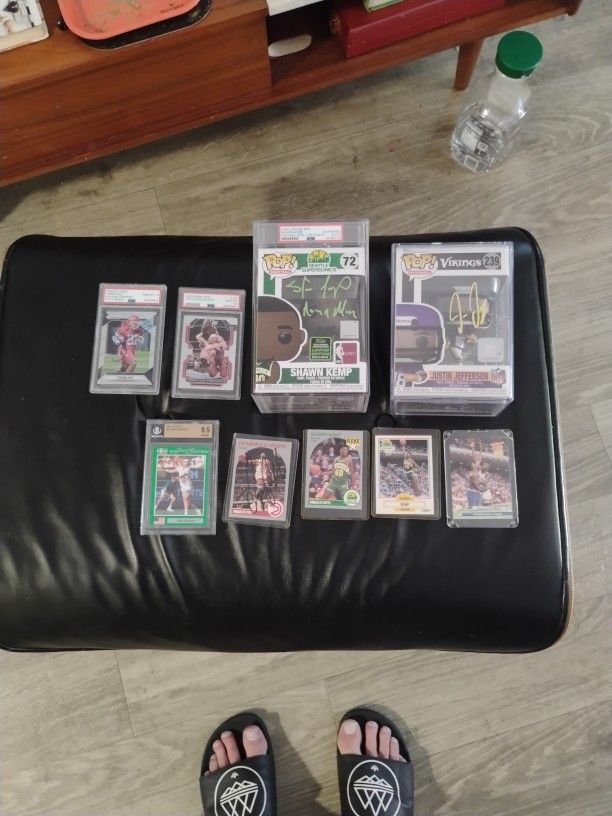 EVERYTHING ONLY $750!!!!! ENTIRE SPORTS MEMORABILIA COLLECTION! WORTH THOUSANDS