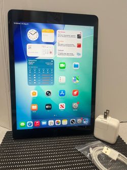 Apple iPad 8th Gen 128GB WiFi+ Cellular unlocked 10.2” iPad—Gray complete iOS 26
