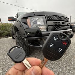 Llaves De Autos / Car Keys And Remotes 