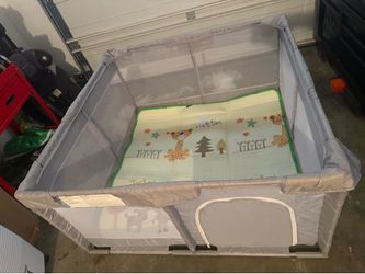 Baby playpen