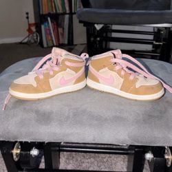 Toddler Girl Air Jordan’s