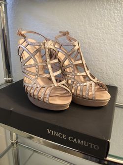 Vince Camuto - Size 9.5