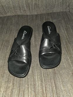 Vintage Clarks Black Leather Wedge Slide Sandals Size 6