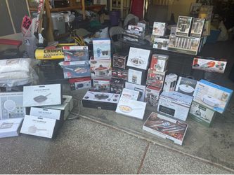 Garage Sale Friday - Saturday- Sunday