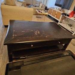 FREE coffee table