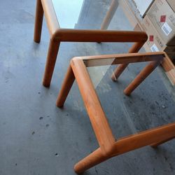 Mid Century Living Room Table Set. 