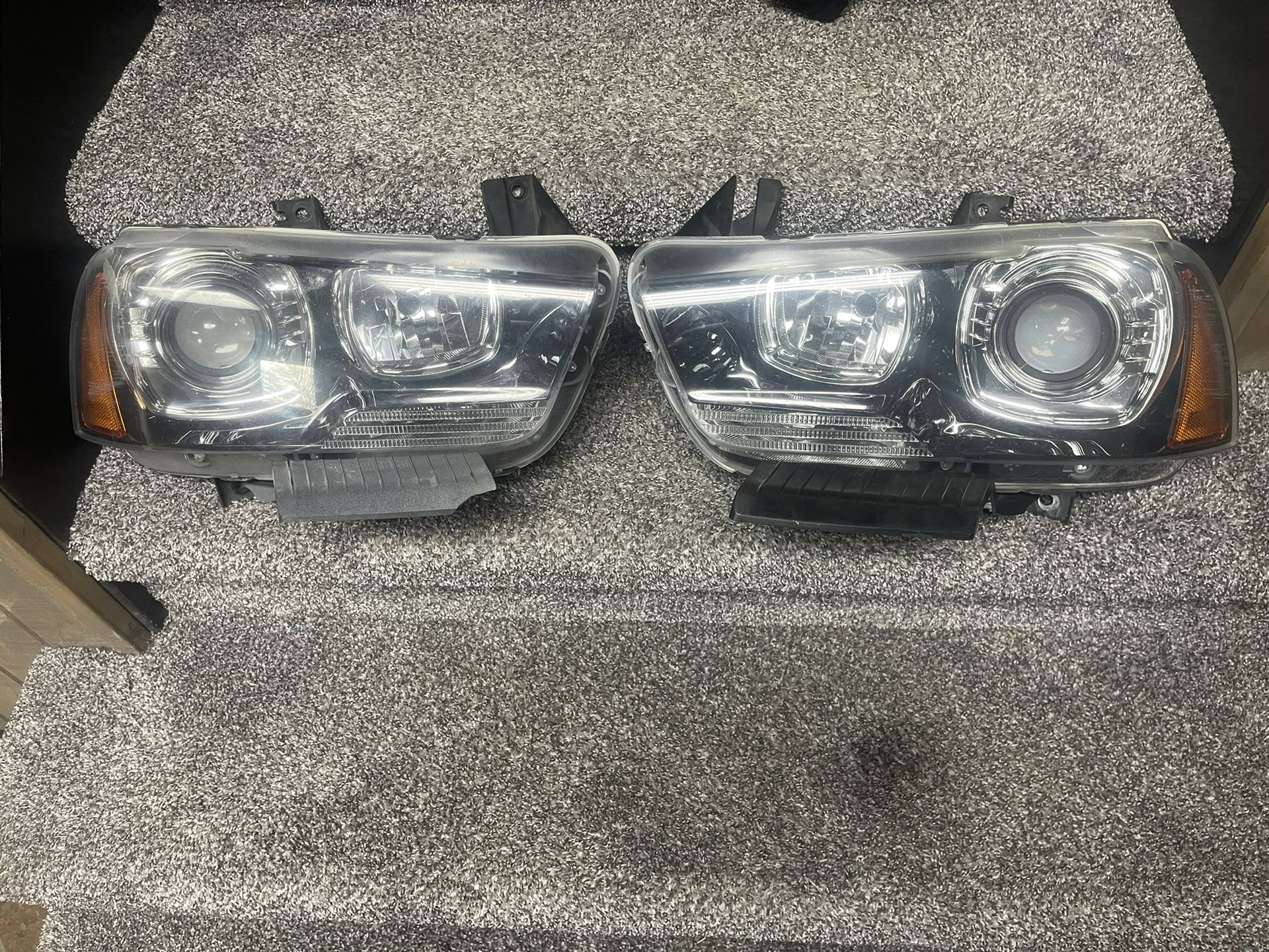 2014 Dodge charger Manufacturer, halogen headlights