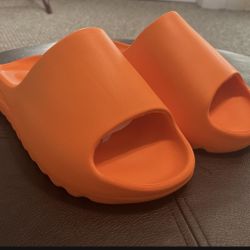Yeezy Slides - Orange
