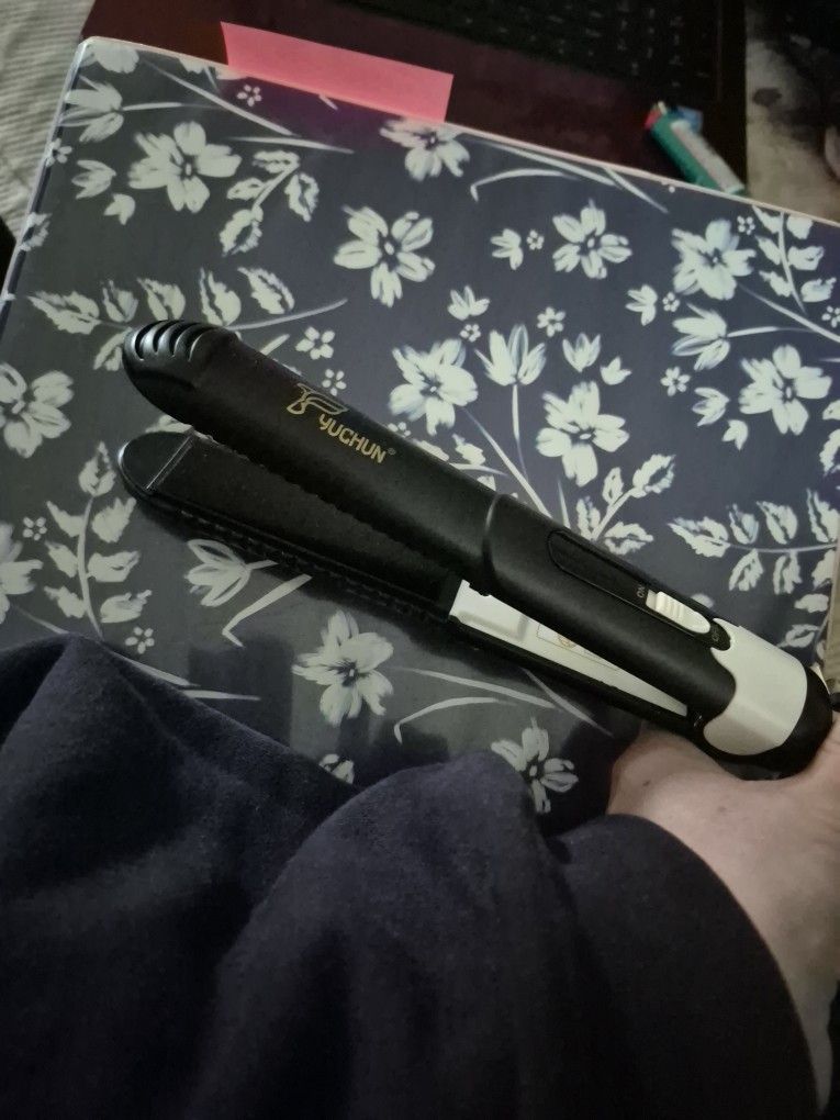 Hair Straightener