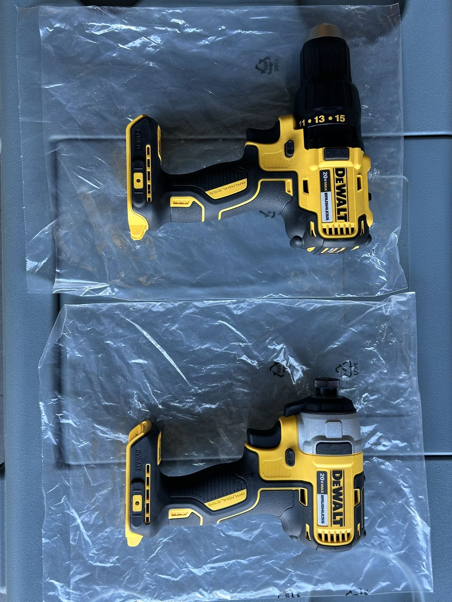 20V max Brushless Drill/Driver Combo-Brand New