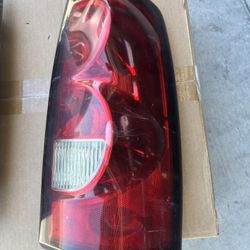 2003 Chevy Silverado Tail Lights 