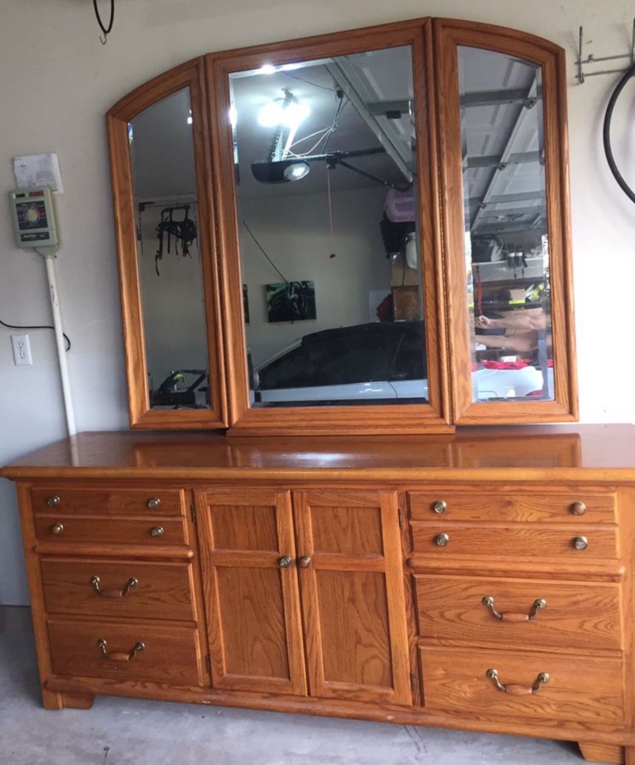 Thomasville antique Dresser and mirror