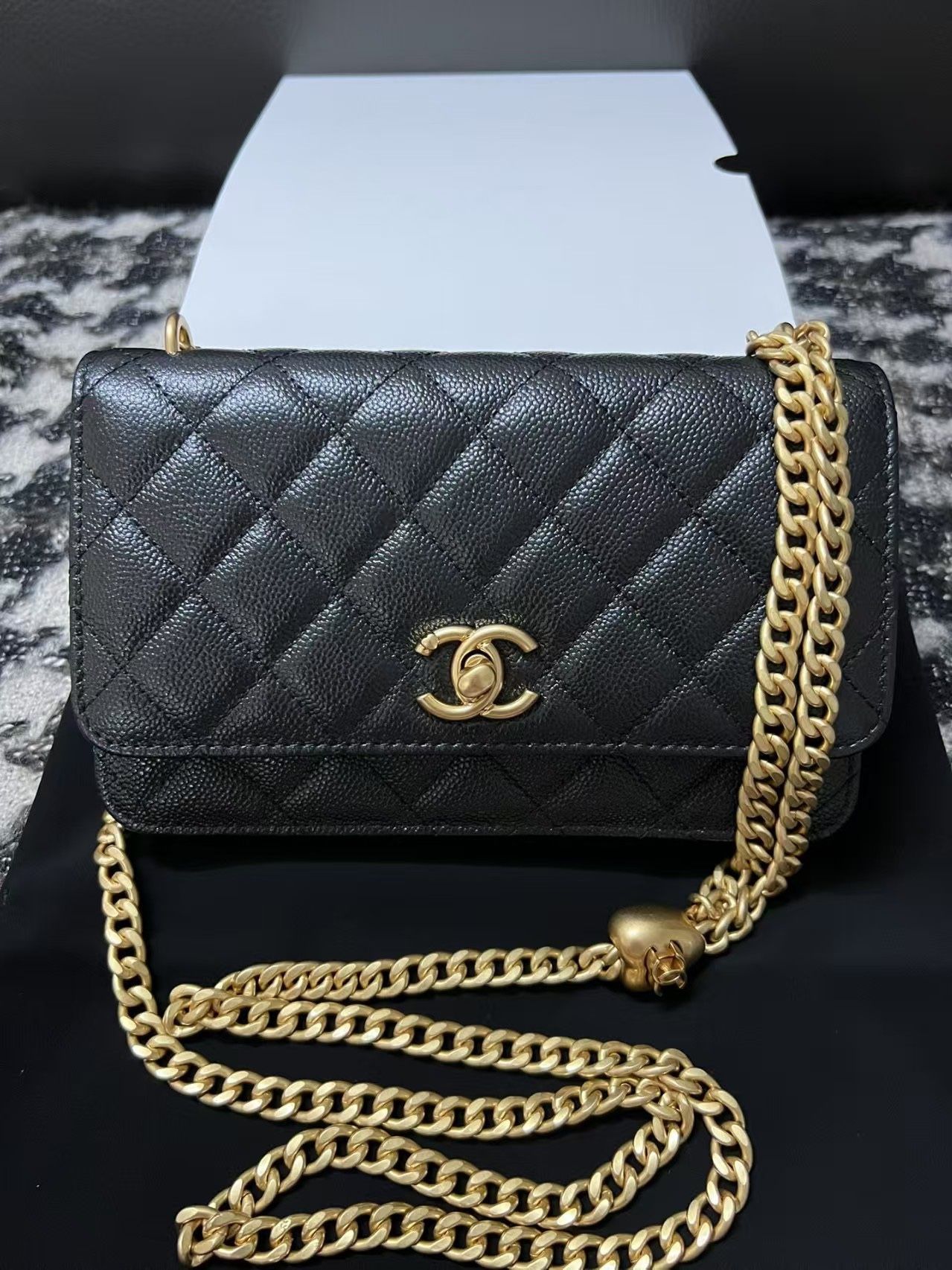 Chanel WOC 