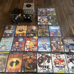 Nintendo Gamecube  with TONS OF GAMES