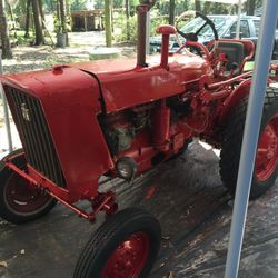 International Farmall 140 Runs!!