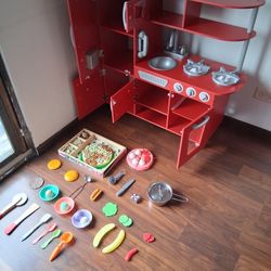 Kidkraft Play Kitchen 