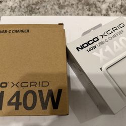 140W USB-C charger