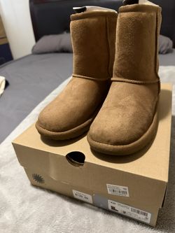 UGG Kids Boots - Size 2