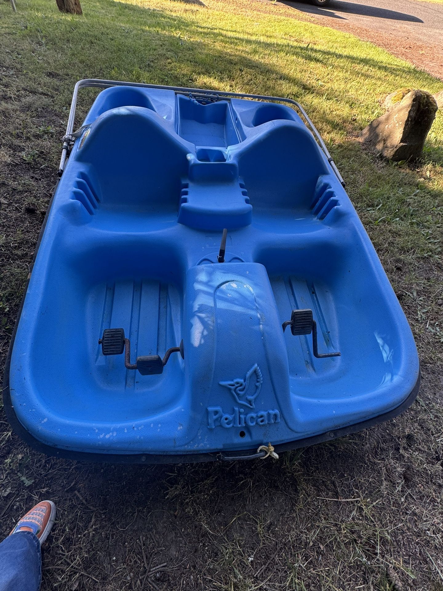 Pedal Boat (pelican)
