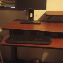 Computer Desk $40