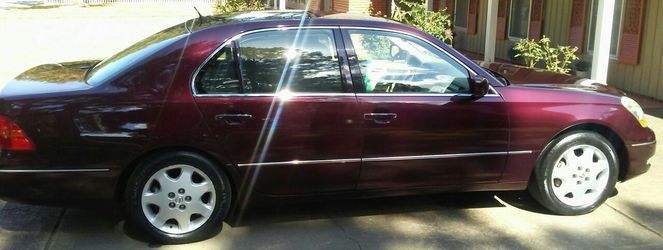 LOADED LEXUS LS430..A MUST SEE!