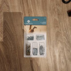 Brand New Small Nail Kit For Hanging Art/pictures