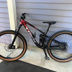 2022 Trek Fuel Ex8  Trail Mtb  Medium