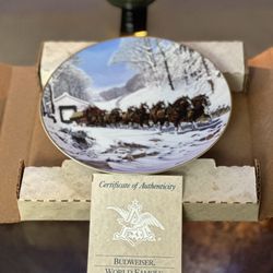 Annual Budweiser Holiday Plate Winter's Day by ANHEUSER BUSCH 1989