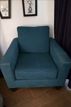 Free armchair ! Great condition !