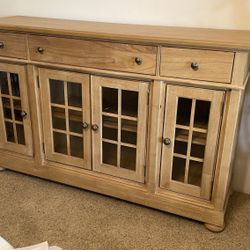 Liberty Furniture Wooden Sideboard Buffet