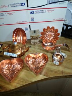 Copper baking set, spoon, measuring cups. New