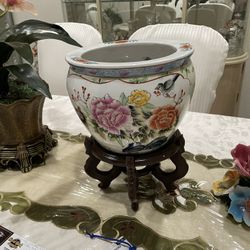 Chinese Flower Pot