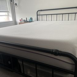 Purple PurplePlus Queen Mattress W/frame