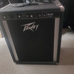 PEAVEY KB100 amplifyer