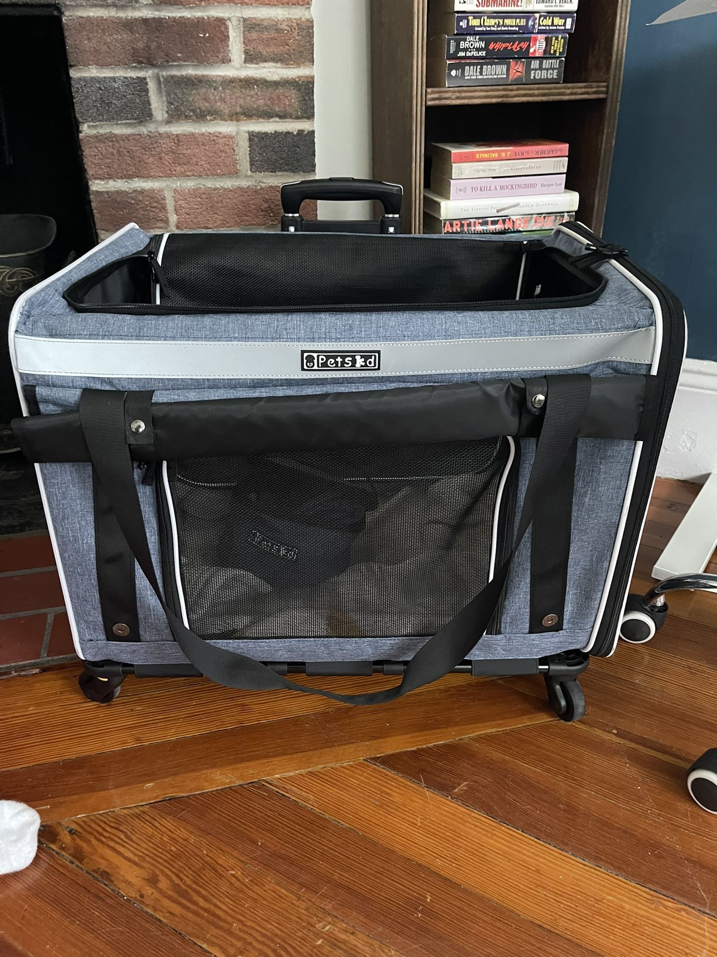 Rolling Pet Carrier - Fits Alaska airlines Seat