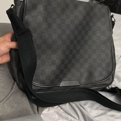 Louis Vuitton Damien Graphite Men’s Bag