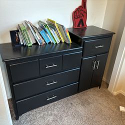 Dresser/Changing Table