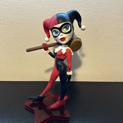 Harley Quinn Vinyl Figure