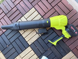 Leaf Blower