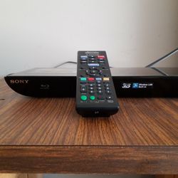 Sony Blu-ray/DVD Player With 3D Technology 